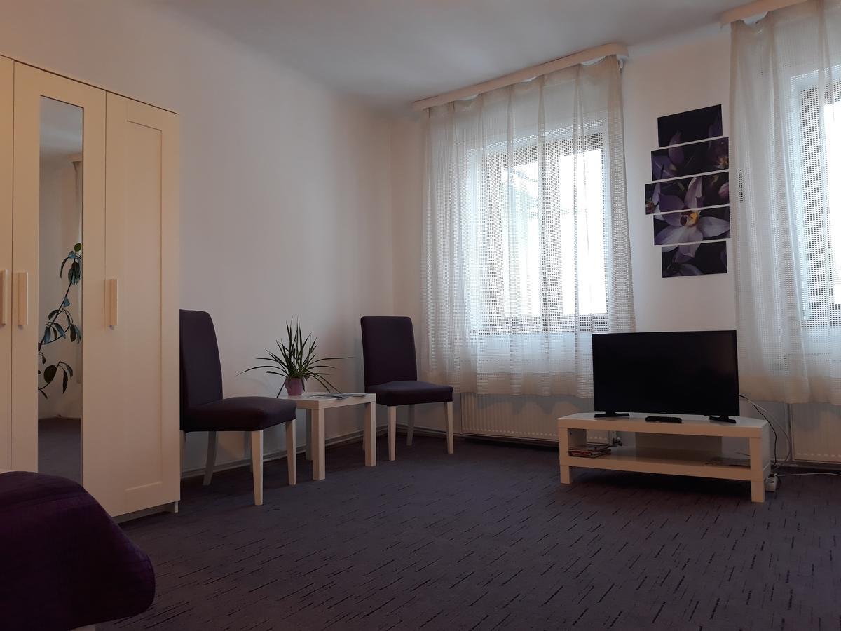 Studio S. Apartment Brasov Exterior photo